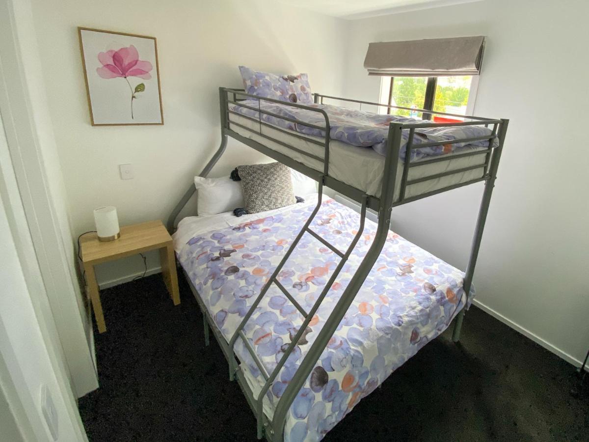 Modern 2-Bedroom Apartment 7-Mins Walk To קווינסטאון מראה חיצוני תמונה