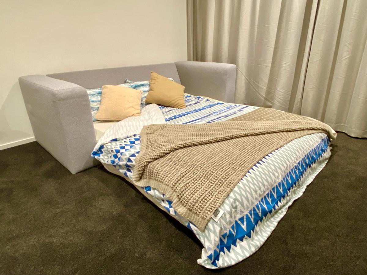 Modern 2-Bedroom Apartment 7-Mins Walk To קווינסטאון מראה חיצוני תמונה